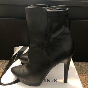 Gently Used Nine West women ankle boots